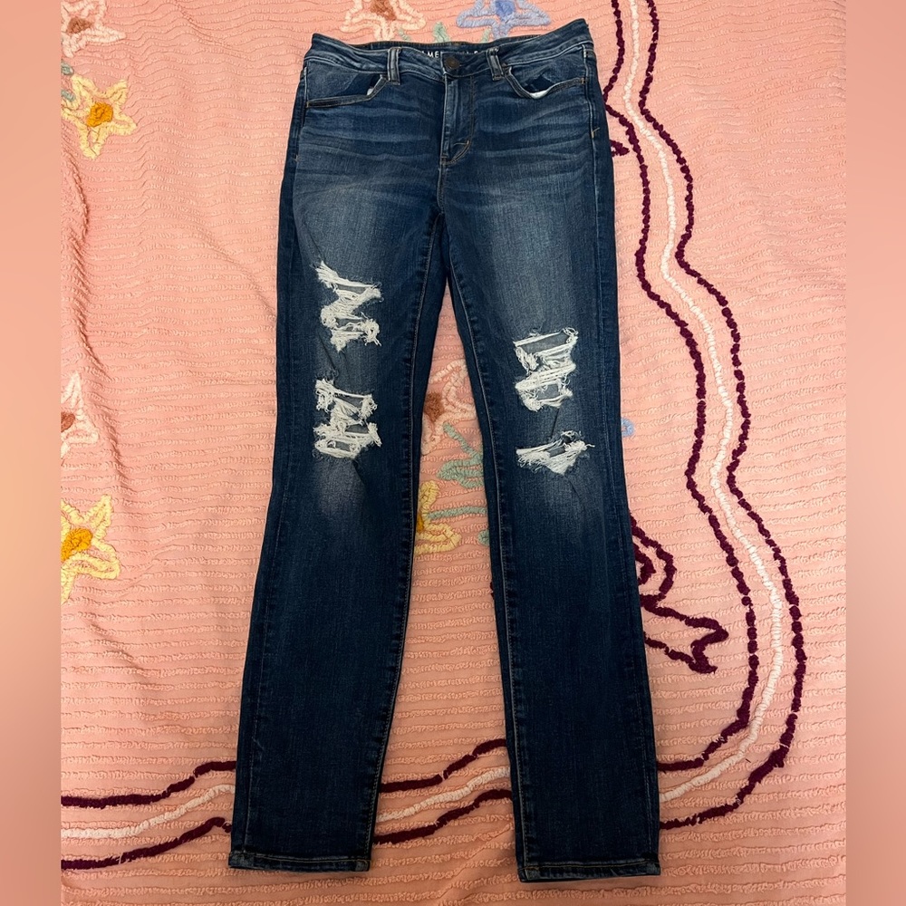 American Eagle Hi-Rise ripped Jegging